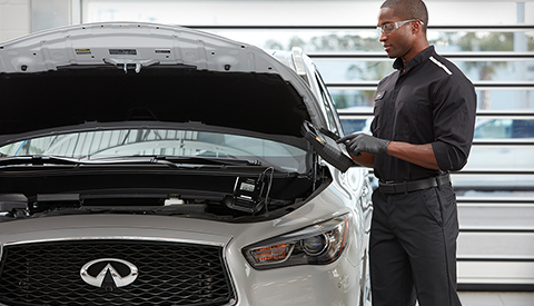 TRUST YOUR INFINITI TO OUR TECHNICIANS
